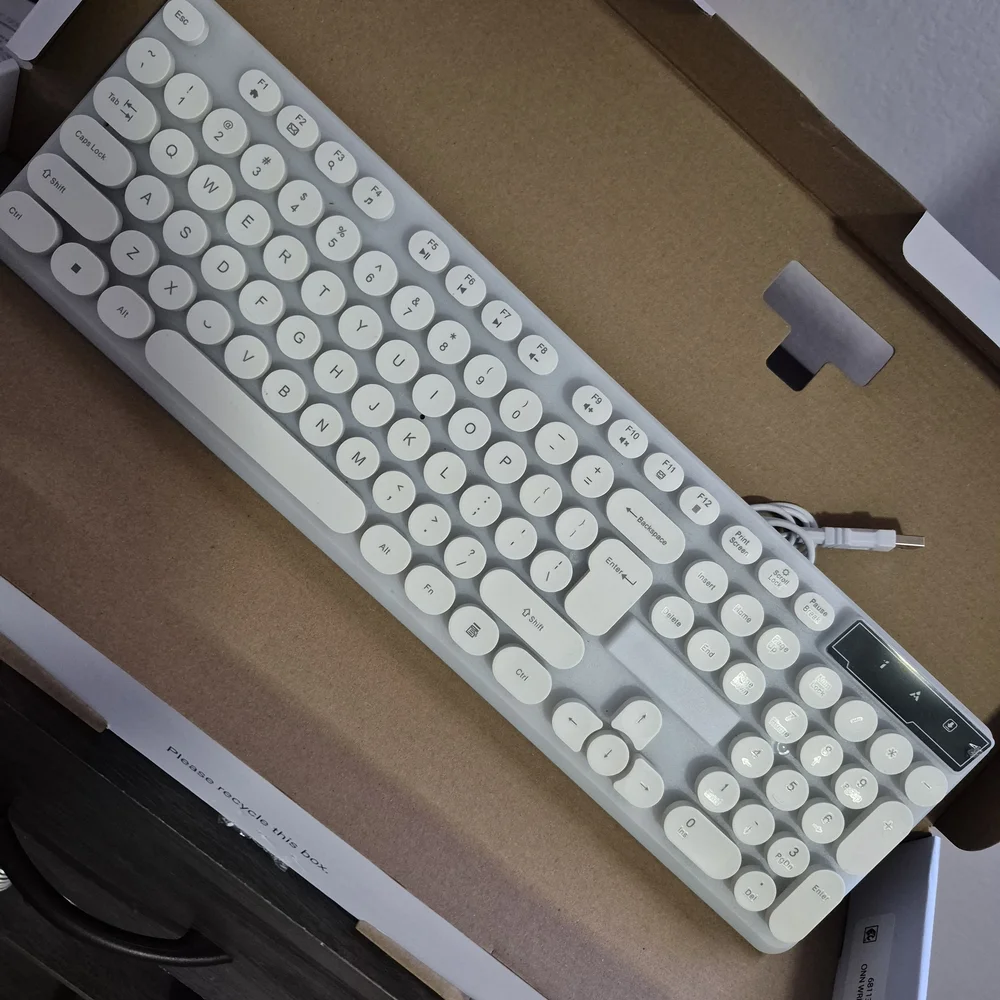 White Wired Keyboard w/ FREE Wireless Charging Station